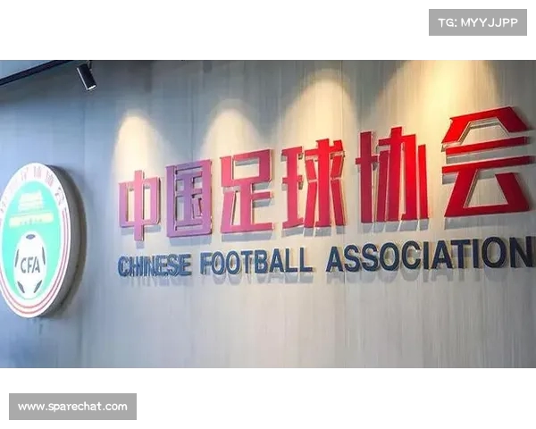 足球俱乐部出售球员合同解析及其对球队运营与市场影响分析